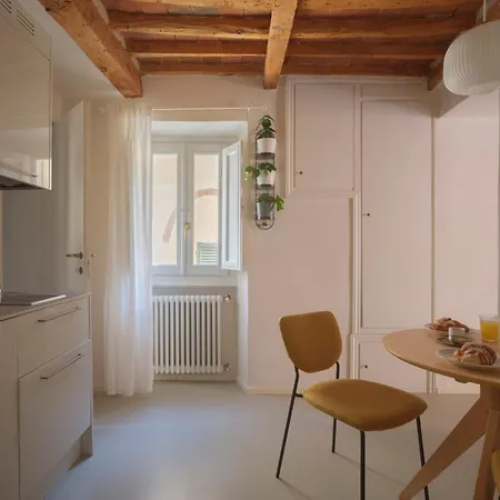 Cosy Design In Numa